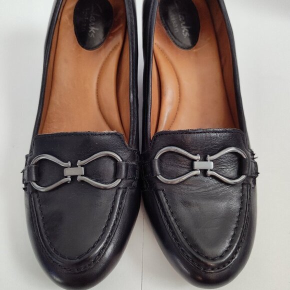 Ladies SZ 6-1/2M Clarks Artisan Black Leather Pump - Picture 1 of 7
